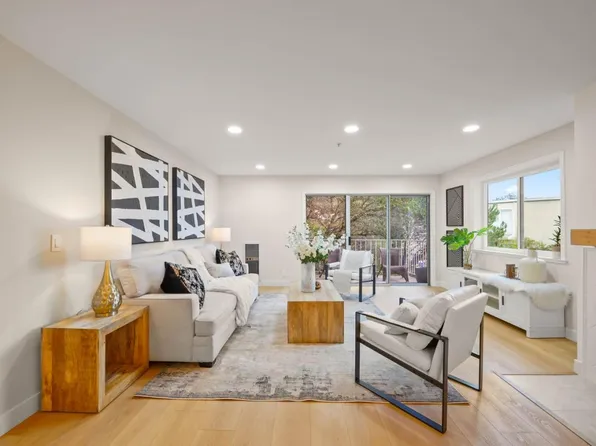 416 Portofino Dr APT 206, San Carlos, CA 94070