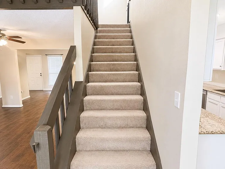 2239 Highland Hills Dr — Photo 28