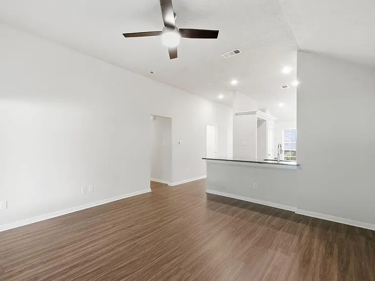 11962 Sunshine Park Dr N — Photo 21