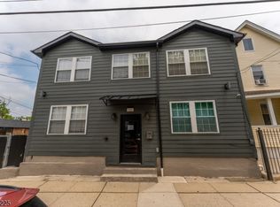 335 Henry St APT 3, Orange, NJ 07050