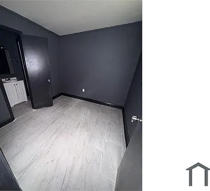 1372 Orgill Ave #3 — Photo 8
