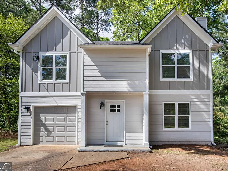 6898 Babbling Brook Dr