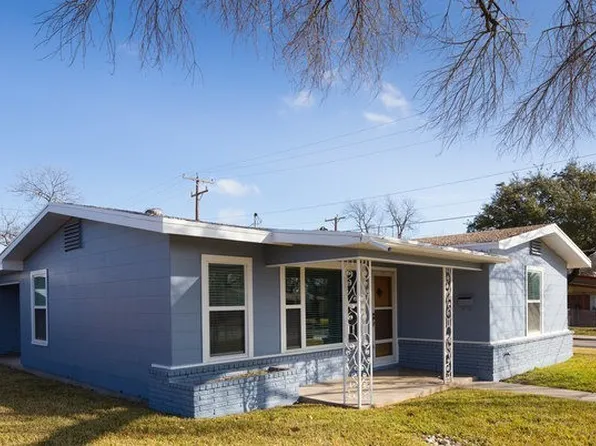 303 Schmeltzer Ln, San Antonio, TX 78213