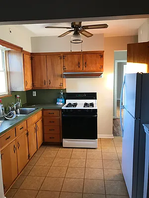 Rented by Metropolis International Realty Inc. | media 3