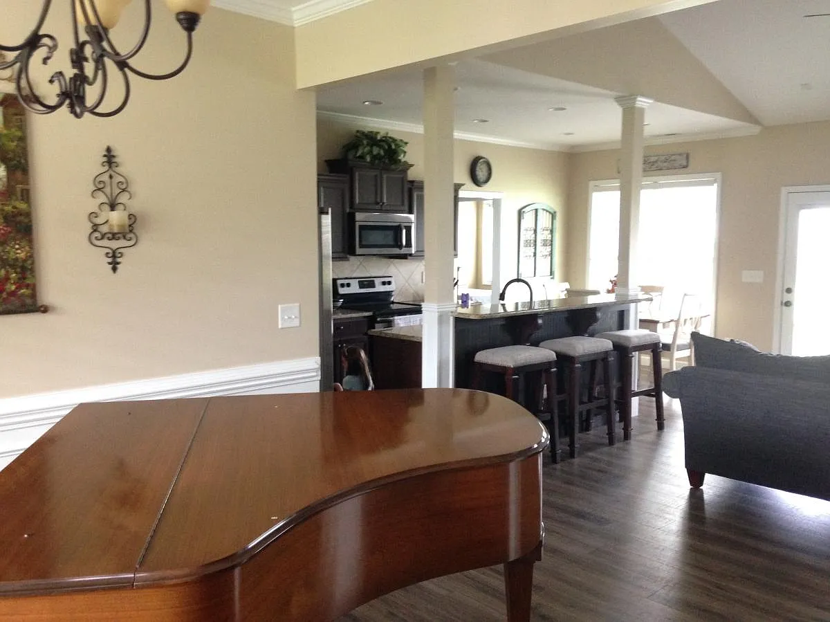 1512 Dollard Town Road — Photo 2