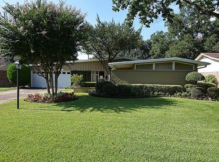 9534 Meadowcroft Dr, Houston, TX 77063