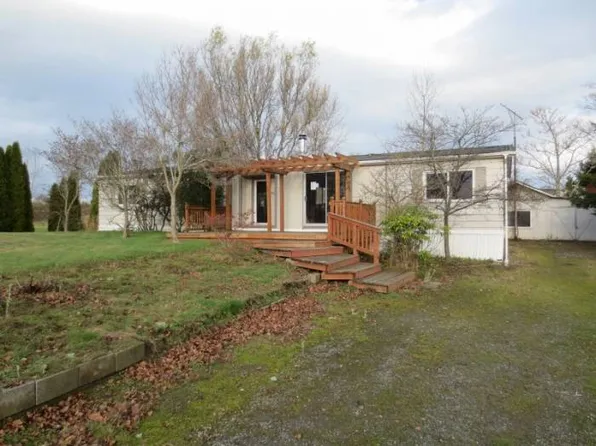 4460 Boone Rd, Blaine, WA 98230