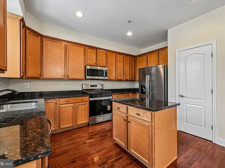 23004 Meadow Mist Rd — Photo 23