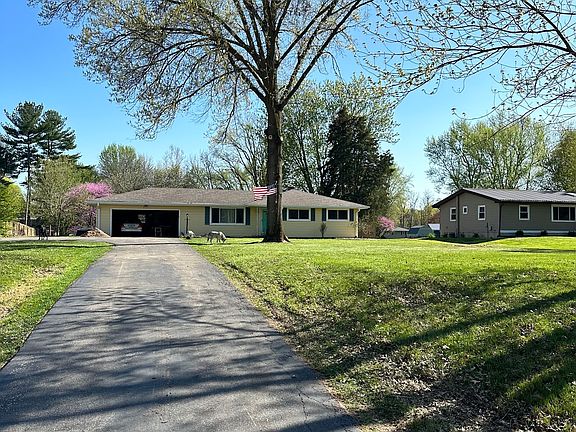 3rd image of 2373 W Us Highway 136