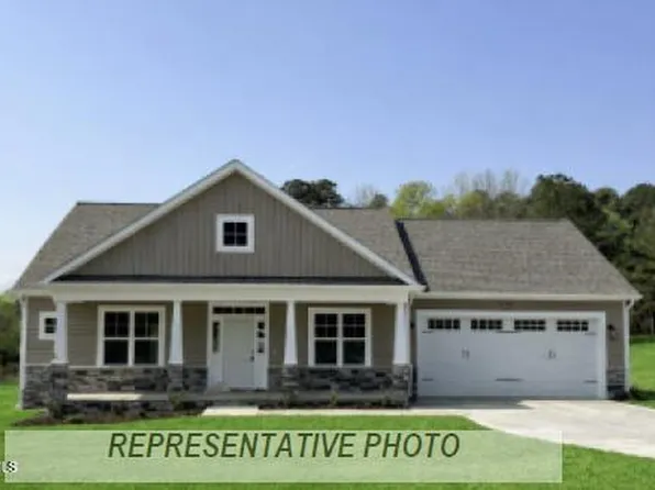 2449 Murdocksville Road, West End, NC 27376