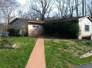 2681 Proffit Rd APT B, Charlottesville, VA 22911