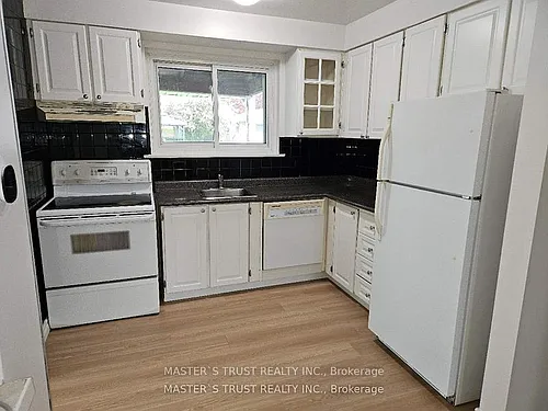 69 Grove Park Cres Photo 1