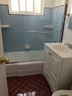 5th image of 422 S Maple Dr #8