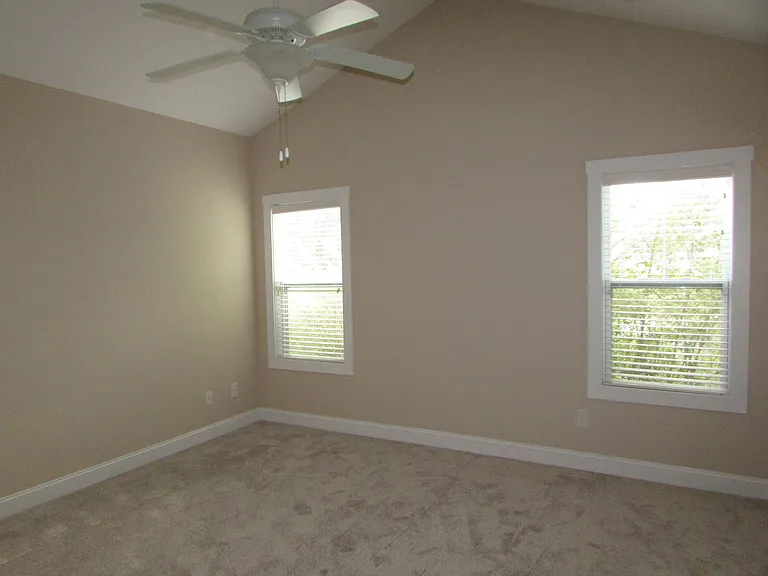 1519 Round Ridge Rd SE — Photo 12