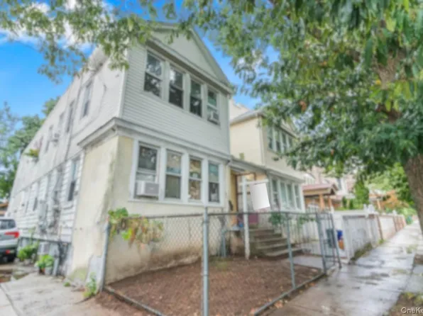 90-22 179th Street, Jamaica, NY 11432