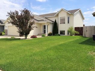 937 39 1/2 Ave W, West Fargo, ND 58078