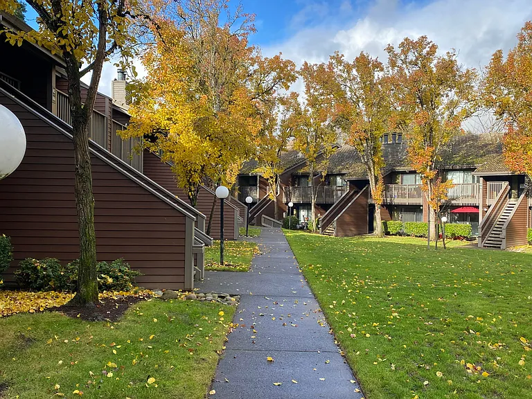 Stone Creek Apartments Beaverton — Photo 4