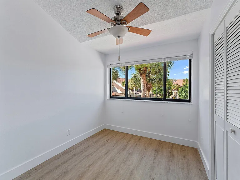 204 Sea Oats Dr #G — Photo 12