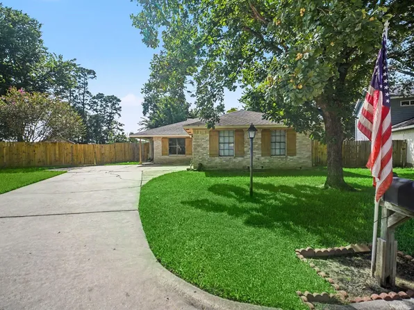 2103 Rolling Glen Dr, Spring, TX 77373