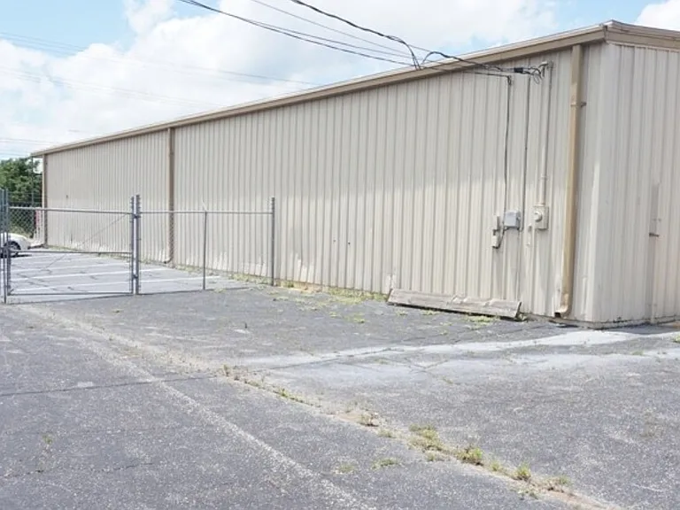 3204 N Palafox St — Photo 21
