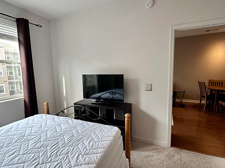 3000 Vanderbilt Pl #300 — Photo 25