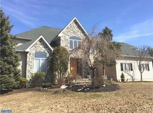 2 Cheryl Ln, Millstone Twp, NJ 08510