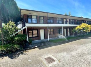 3057 63rd Ave SW APT 8, Seattle, WA 98116