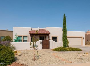 1881 Lone Tree Ln, Las Cruces, NM 88011