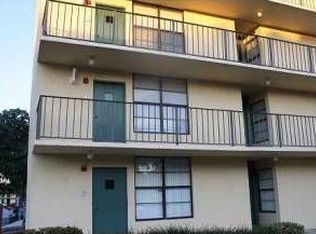 12 Royal Palm Way #2010, Boca Raton, FL 33432