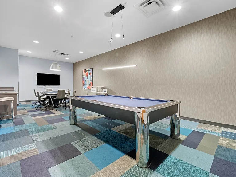 222 N Columbus Dr #407 — Photo 15