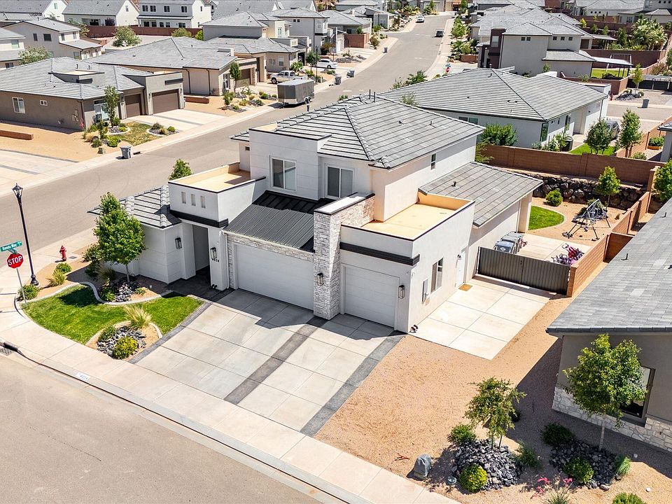 1st image of 4024 E Cerro Way