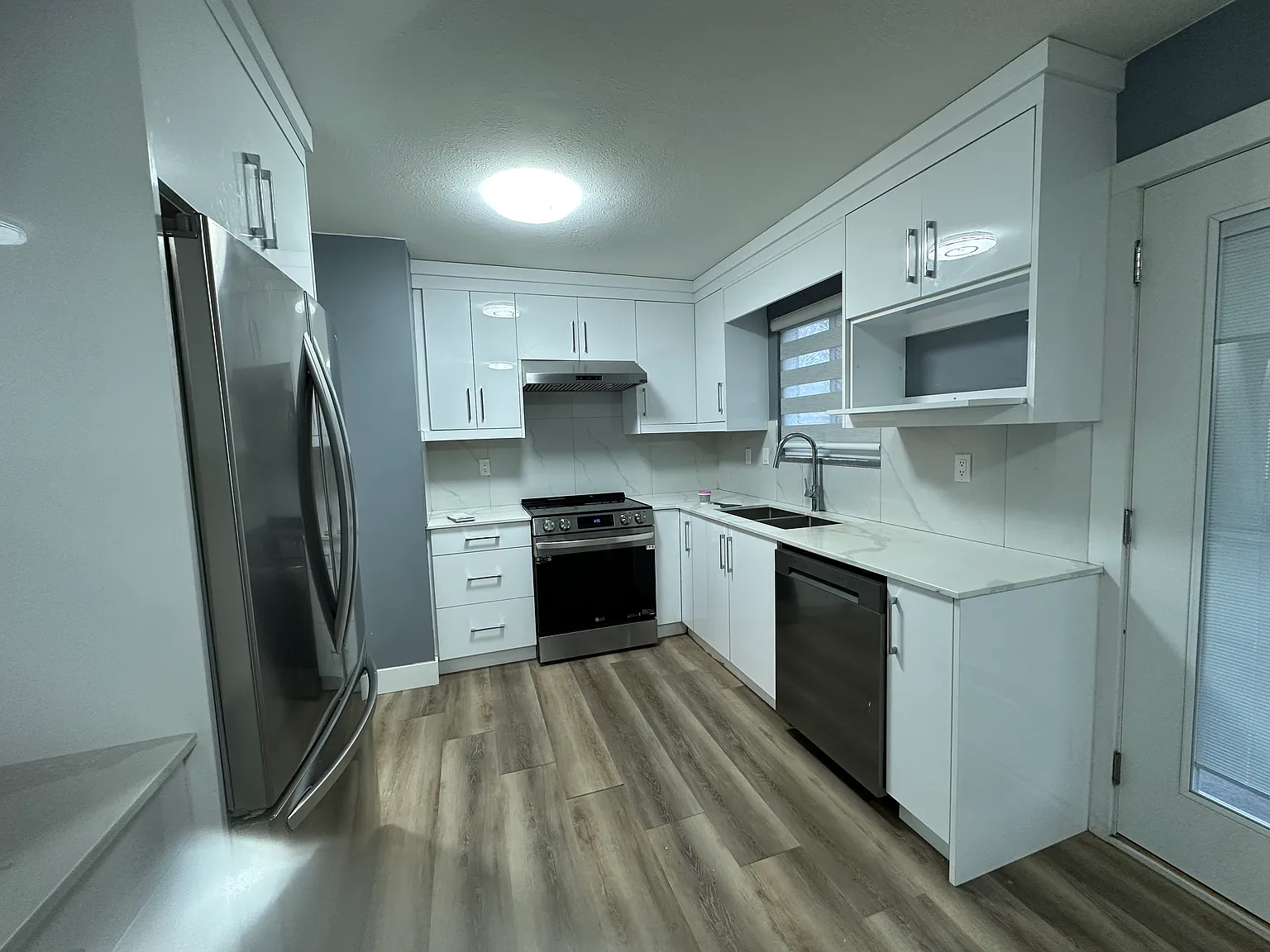 9024 123a St photo 1