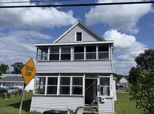 2237 Hamburg St, Schenectady, NY 12303