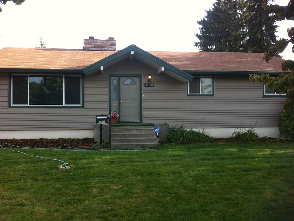 1st image of 3128 E 31st Ave