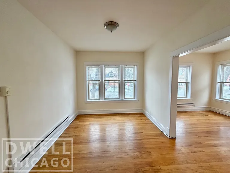 2915 W George St #2 — Photo 7