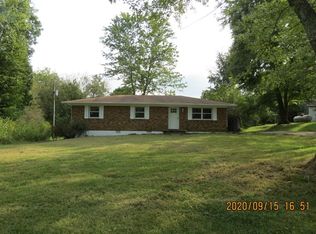 30 Pond St, Tennessee Ridge, TN 37178