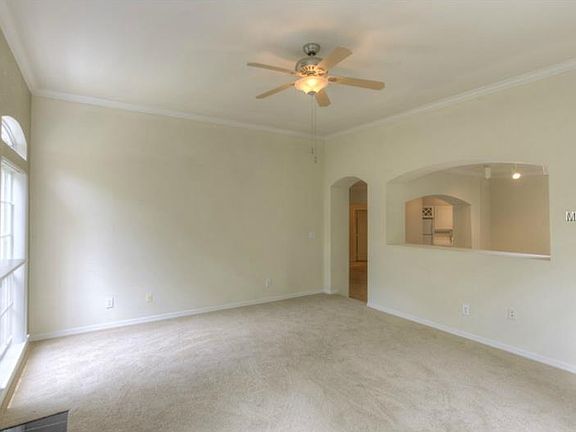 5th image of 15350 Amberly Dr Unit 3324