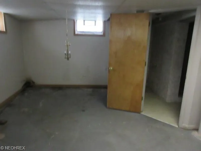 Thumbnail 13