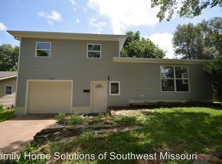 1908 S Weaver Ave, Springfield, MO 65807