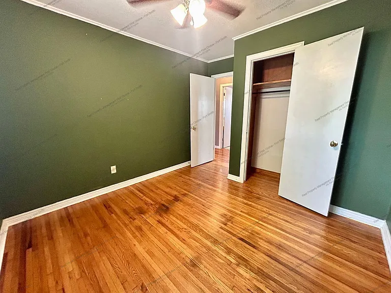 4205 S 17th St — Photo 10