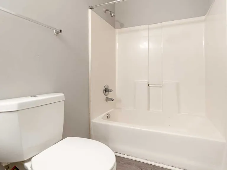 205 Kent Lake Dr — Photo 25