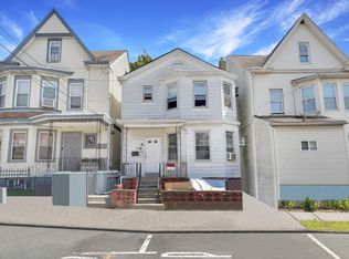 276 N 6th St FLOOR 2, Haledon, NJ 07508