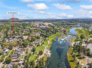 942 NW Delaware Ave, Bend, OR 97703