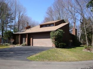 3139 Hidden Lake Dr, Baldwinsville, NY 13027