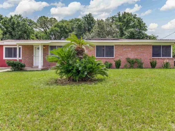 1002 Alexandria Dr, Pensacola, FL 32505