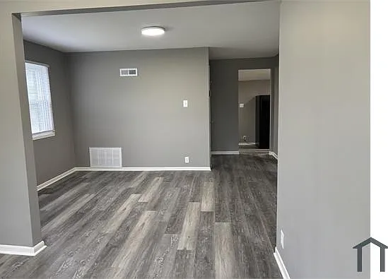 43050 N Lake Ave — Photo 9
