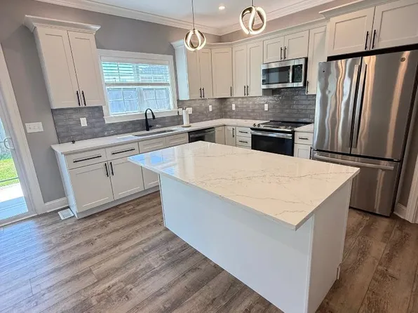 3593 Harper Woods Ln, Lexington, KY 40515