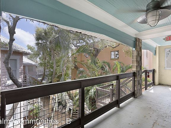3rd image of 276 7th Ave NE APT 03