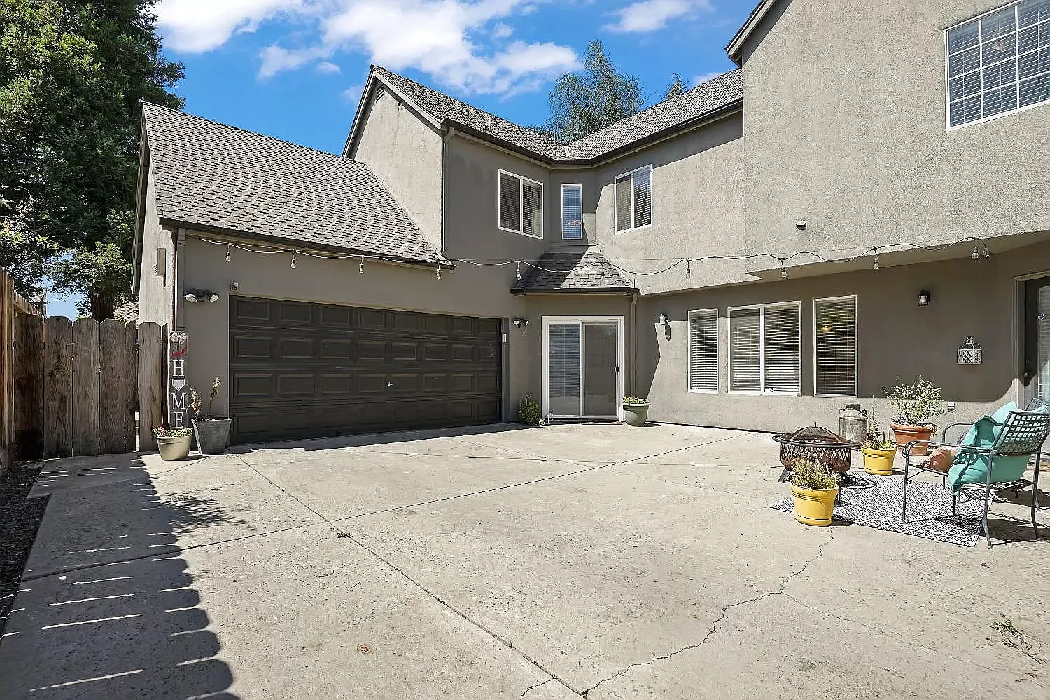 1124 Gorham Ave — Photo 3