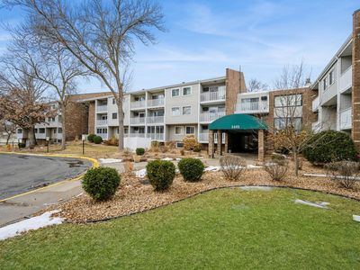 1601 N Innsbruck Dr #381NE, Minneapolis, MN, 55432